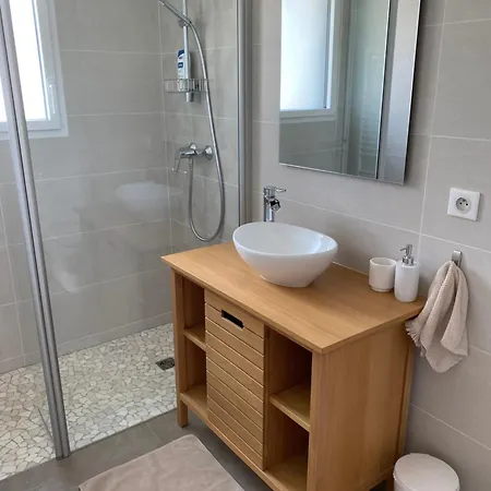 לינה וארוחת בוקר Chai Nous - D'hotes A 500m Du Bassin ארס