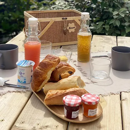 לינה וארוחת בוקר Chai Nous - D'hotes A 500m Du Bassin